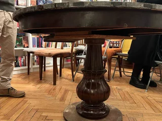 Стол под реставрацию