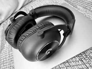 Игровые наушники Logitech G PRO X