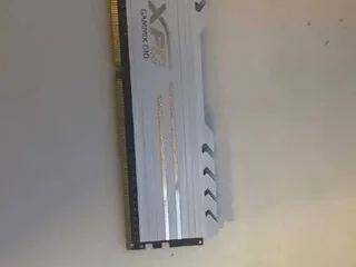 📱 **8GB DDR4 3000mhz**