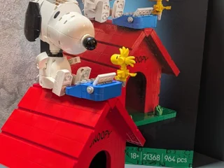 Конструктор Lego Ideas Snoopy Doghouse