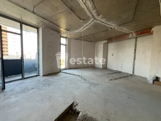 Продам светлую 1+1 в белом каркасе
