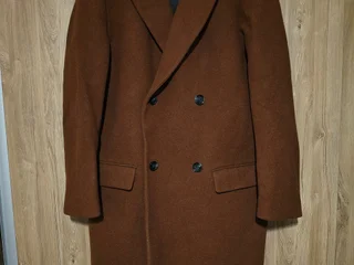 Мужское коричневое теплое пальто H&M. Состояние отличное.