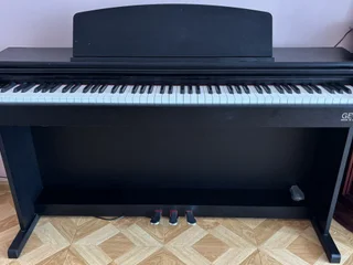 Пианино Geva DP 300
