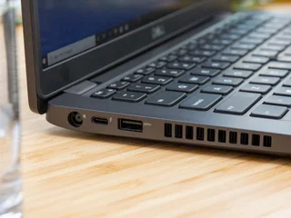 Ноутбук Dell 5400 12/200GB