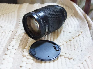 Объектив Tokina AF 28-200mm f/3.5-5.6 для Nikon