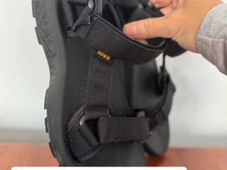 Сандалии Teva