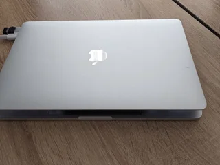 MacBook Pro i5