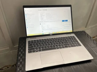 Dell Latitude 5520 256/16
