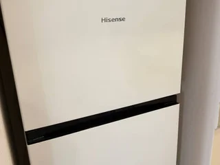 Холодильник Hisense