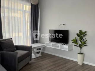 Продам светлую 1+1 на новом бульваре