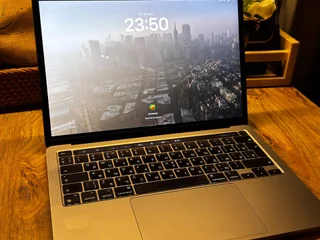 MacBook Pro M1 2020 8/256