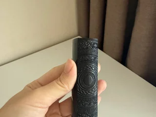 Чехлы к миниатюре Килиан