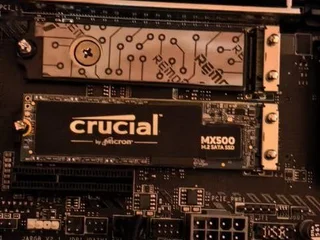 SSD M.2 SATA 500GB Crucial