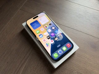 Мобильные телефоны Apple iPhone 16 Pro Max