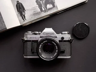 Canon AT-1