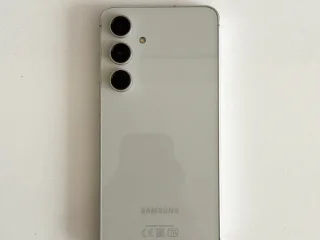Samsung Galaxy 24 FE
