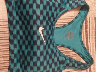 Новые оригинальные кроссовки Nike
