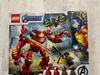 LEGO Marvel 76164 Iron Man Hulkbuster versus A.I.M