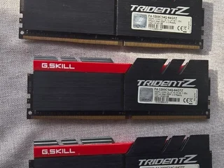 G.SKILL Trident Z DDR4-3200 CL14-14-14-34 1.35V 64GB (4x16GB