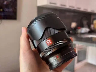 Sony E