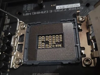 ASUS ROG strix