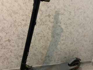 🛴 **Продам электросамокат Ninebot KickScooter ES1**
