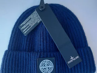 Шапка Stone Island