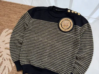 Свитер **Balmain x HM**