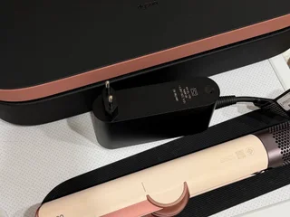 Выпрямитель для волос Dyson Airstrait
