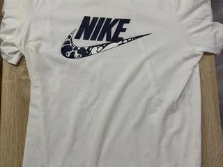Футболки Nike