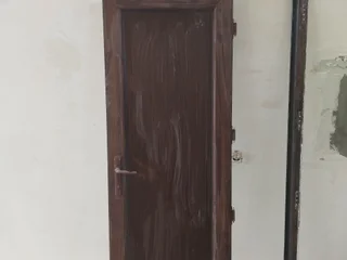 Пластиковая дверь
