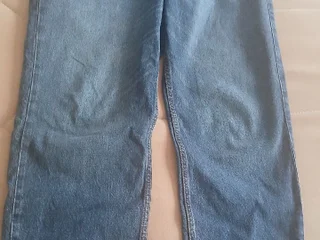 Джинсы