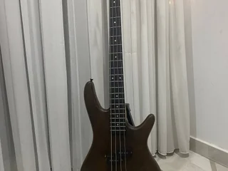 Бас-гитара Ibanez GSR200B GIO
