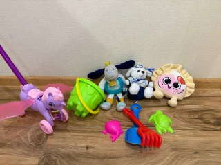 1 игрушки б/у за все