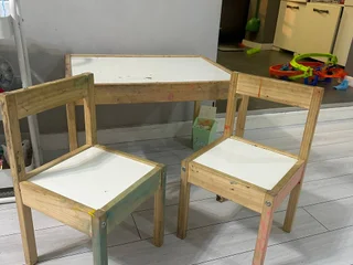🪑 Детский комплект: деревянный стол и два стульчика (IKEA LÄTT)