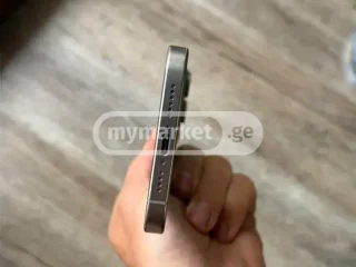 Мобильный телефон Apple