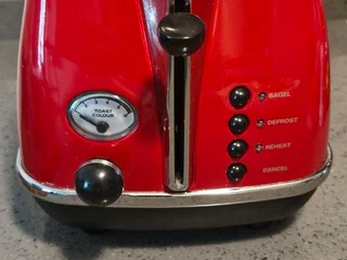Тостер Delonghi