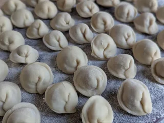 Лепка пельменей на заказ