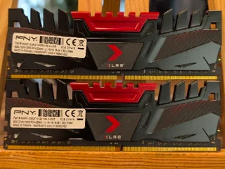 Оперативная память PNY XLR8 Gaming 16GB DDR4 3200MHz