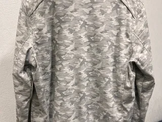 Куртка бомбер Zara , размер М , одевалась пару раз .