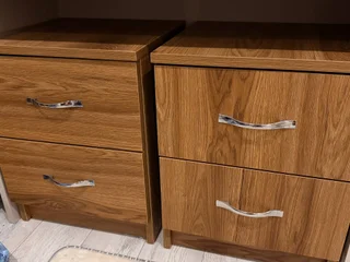 Прикроватные тумбочки