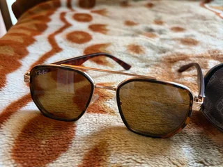 Солнцезащитные очки Ray-Ban