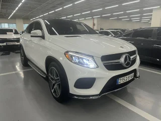 Спортивный автомобиль