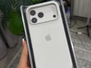 Силиконовый чехол для iPhone 17 Pro Max