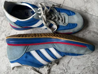 Кроссовки Adidas SL
