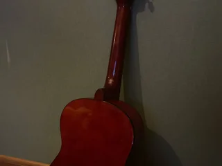 Акустическая гитара