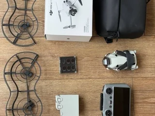DJI Mini 4 Pro Fly More Combo Plus + RC 2