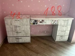 Стол