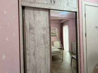 Шкаф