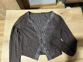 Кардиган и джинсы
